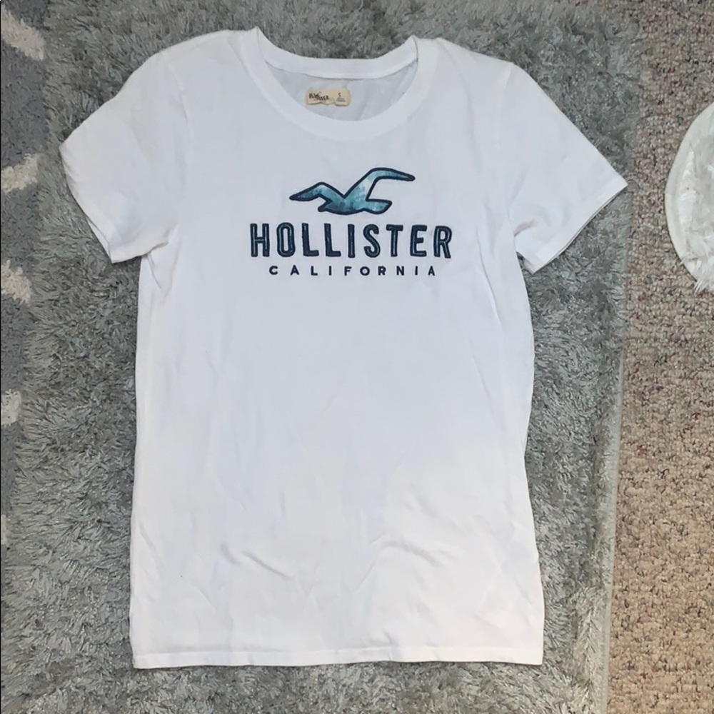 Hollister Tee Shirt